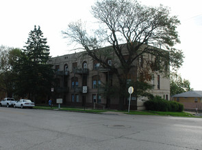 Centaur Apartments in Omaha, NE - Building Photo - Building Photo