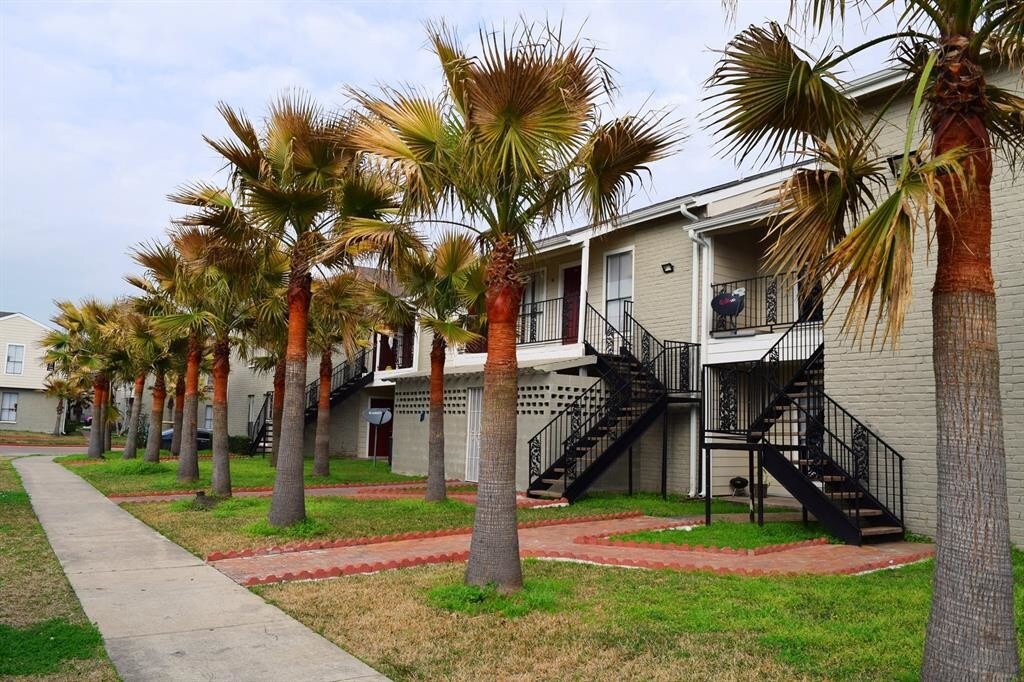 6700 S Dairy Ashford Rd-Unit -710 in Houston, TX - Building Photo