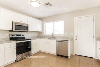 8610 W Eva St in Peoria, AZ - Building Photo - Building Photo