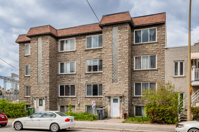 3105 Lasalle Boul in Verdun, QC - Building Photo - Building Photo