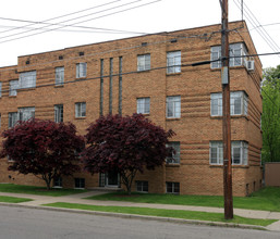 162 Chapin St in Binghamton, NY - Foto de edificio - Building Photo