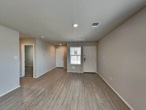 7314 Adaja Riv in San Antonio, TX - Building Photo - Building Photo