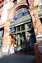 114 1st Ave S in Seattle, WA - Foto de edificio - Building Photo