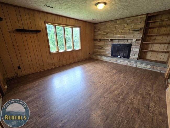 1820 Bamboo Rd in Boone, NC - Building Photo - Building Photo