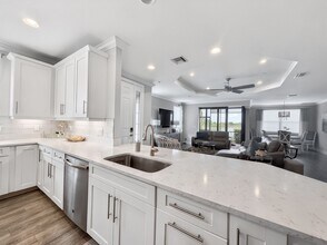 9636 Montelanico Loop in Naples, FL - Building Photo - Building Photo