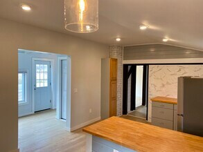 351 County Route 19 in Hudson, NY - Building Photo - Building Photo