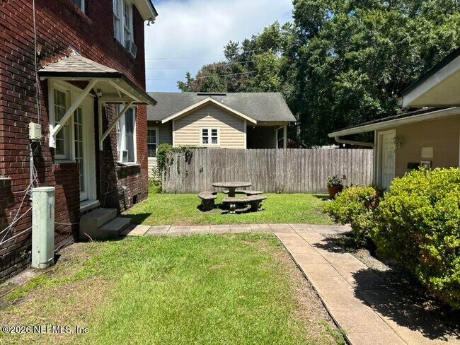 2908 Post St in Jacksonville, FL - Building Photo - Building Photo
