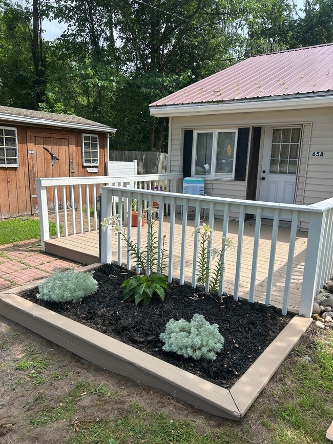 65 Ashdown Rd, Unit A