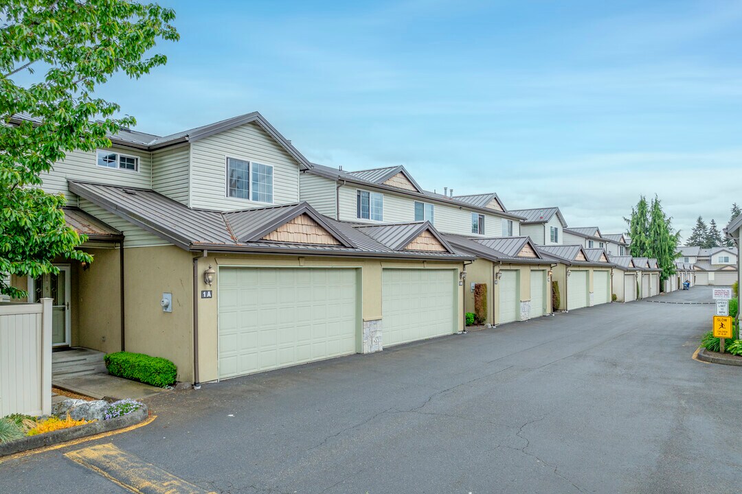 Meadow Valley in Auburn, WA - Foto de edificio