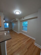 3450 N Janssen Ave in Chicago, IL - Foto de edificio - Building Photo