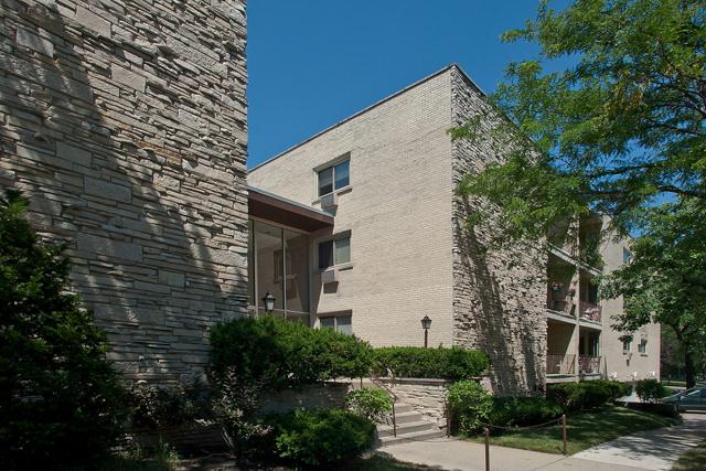 4800 Carol Apartments in Skokie, IL - Foto de edificio