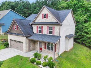 1180 Grayson Oaks Dr in Lawrenceville, GA - Building Photo - Building Photo