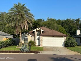 1624 Roberts Dr in Jacksonville Beach, FL - Building Photo
