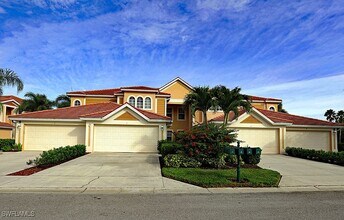 3171 Sea Trawler Bend in North Fort Myers, FL - Building Photo - Building Photo