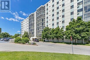 127 Belmont Dr in London, ON - Building Photo