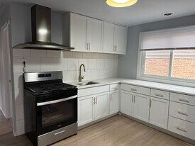 2807 N 74th Ct, Unit 3a in Elmwood Park, IL - Building Photo