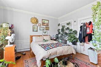 1661 Commonwealth Ave, Unit 8 in Boston, MA - Foto de edificio - Building Photo