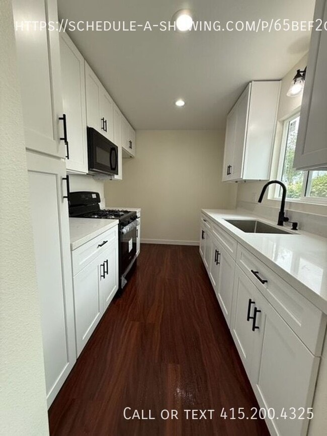 15924 Georgia Ave in Paramount, CA - Building Photo - Building Photo