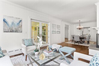 29 Weston Hill Rd in Greenwich, CT - Building Photo - Building Photo