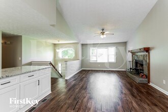 2097 Blackberry Cir in Auburn, GA - Building Photo - Building Photo