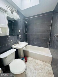 2119 Lardner St photo'