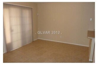 1622 Aspen Meadows Dr in Henderson, NV - Building Photo - Building Photo