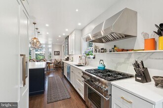 2916 New Mexico Ave NW in Washington, DC - Building Photo - Building Photo