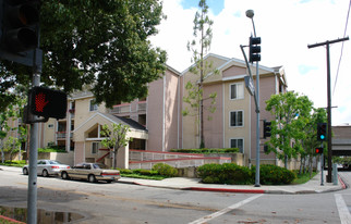 700 Fairmont Ave Apartments