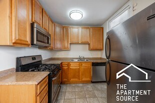 602 Elgin Ave, Unit 2E in Forest Park, IL - Building Photo