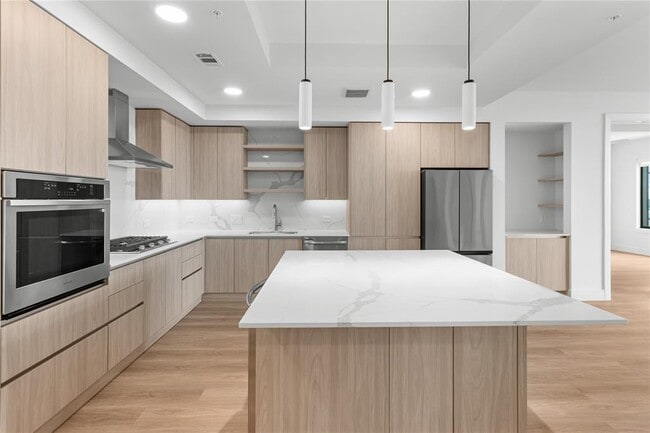 property at 2311 Westheimer Rd