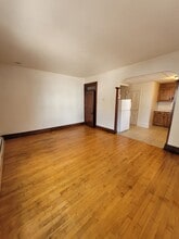 217 York St, Unit 2FF2 in Hanover, PA - Building Photo - Building Photo