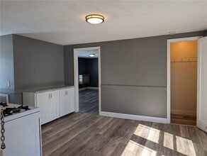 105 Ontario St in Rochester, NY - Building Photo - Building Photo