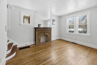 4016 Jamestown St in Cincinnati, OH - Building Photo - Building Photo