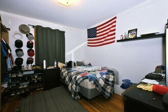 27 S Crescent Circuit, Unit B in Boston, MA - Building Photo - Building Photo