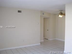 543 Meridian Ave in Miami Beach, FL - Foto de edificio - Building Photo