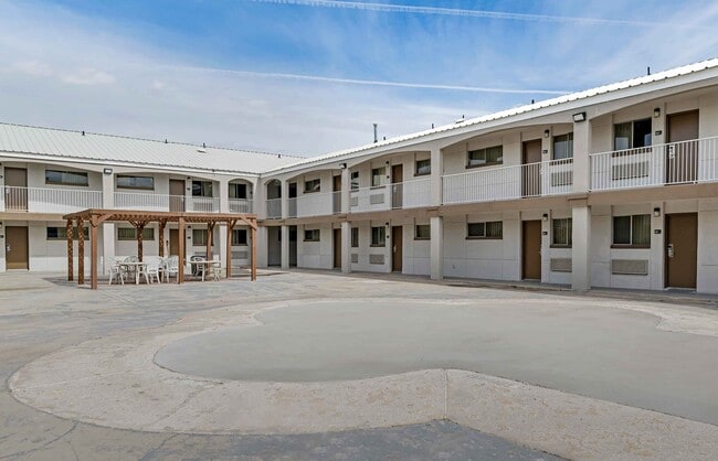 Furnished Studio-Odessa in Odessa, TX - Building Photo - Building Photo