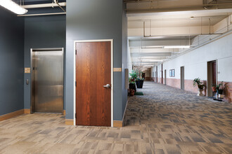 Franklin School Apartments - 55 Years + in St. Louis, MO - Building Photo - Interior Photo