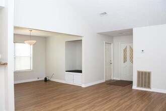9526 Dundalk St in Spring, TX - Building Photo - Building Photo