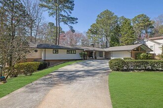 505 River Valley Rd NW in Atlanta, GA - Building Photo - Building Photo