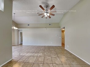 1067 Sugarberry Trail in Oviedo, FL - Building Photo - Building Photo