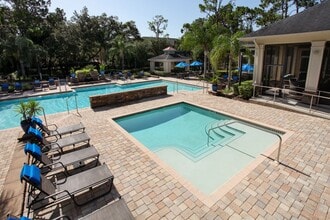 Lantower Cypress Creek in Lutz, FL - Building Photo - Building Photo