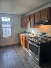 304 1st St in Rochester, NY - Building Photo - Building Photo