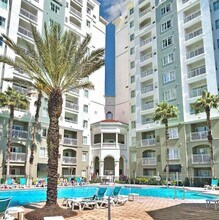 7389 Universal Blvd, Unit 303 in Orlando, FL - Foto de edificio - Building Photo