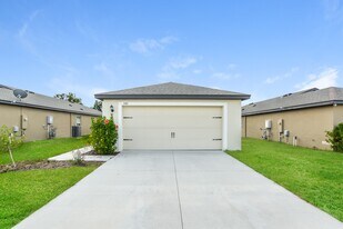 509 Kensington View Dr in Winter Haven, FL - Building Photo