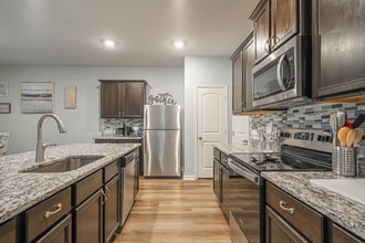 7216 Jebson Pass in San Antonio, TX - Foto de edificio - Building Photo