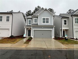 111 Millers Ln in Calhoun, GA - Building Photo