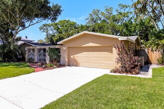 2859 60th Ave S in St. Petersburg, FL - Building Photo - Building Photo