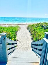 420 Celestial Way, Unit 2020 in Juno Beach, FL - Building Photo - Building Photo