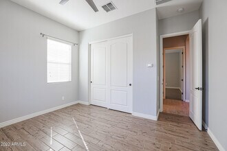 10243 W Oberlin Way in Peoria, AZ - Building Photo - Building Photo