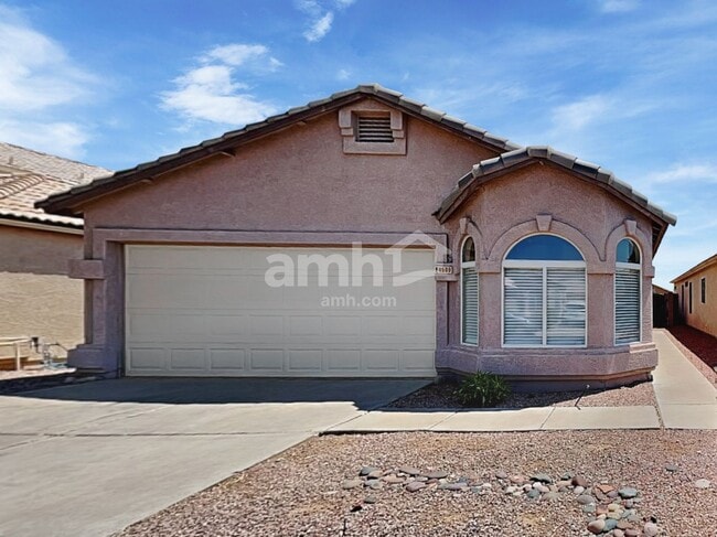 4509 E Windsong Dr